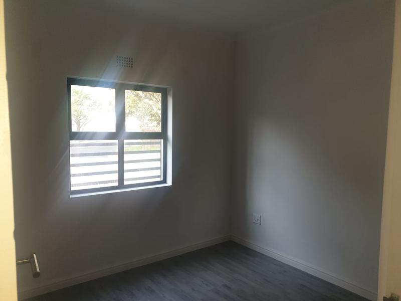 To Let 2 Bedroom Property for Rent in Wetton Western Cape